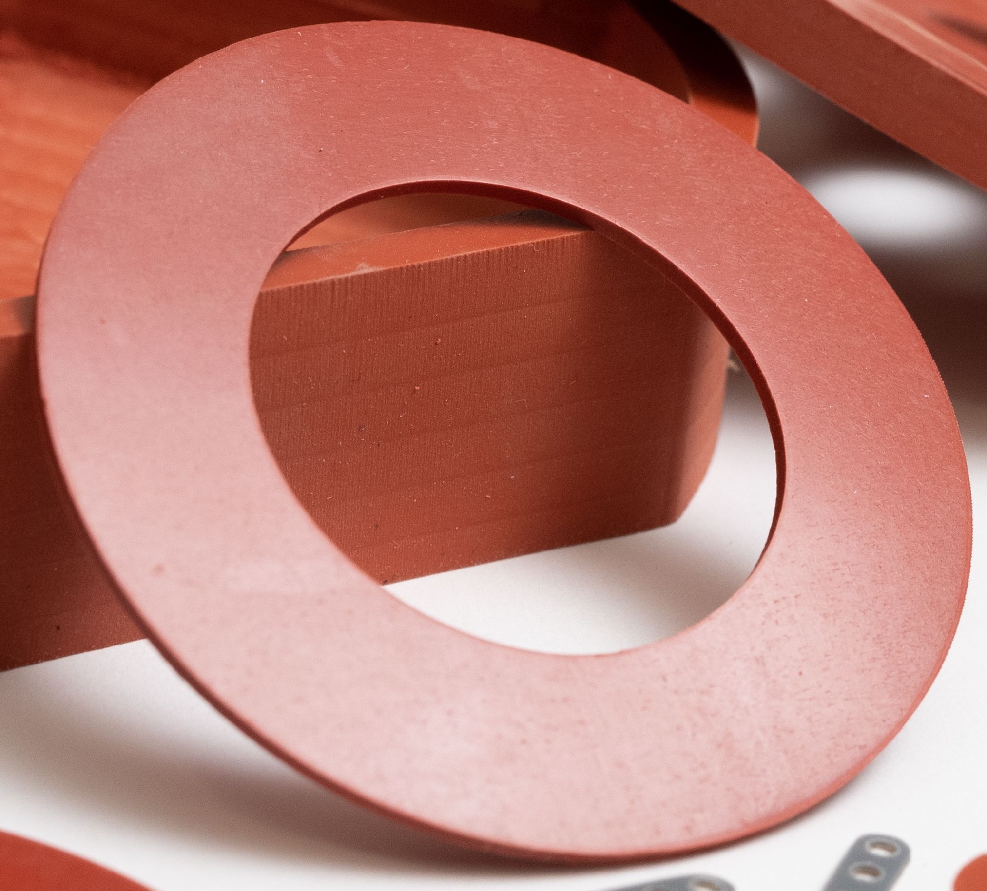 Flash cutting for rapid prototypes, producuts without tooling